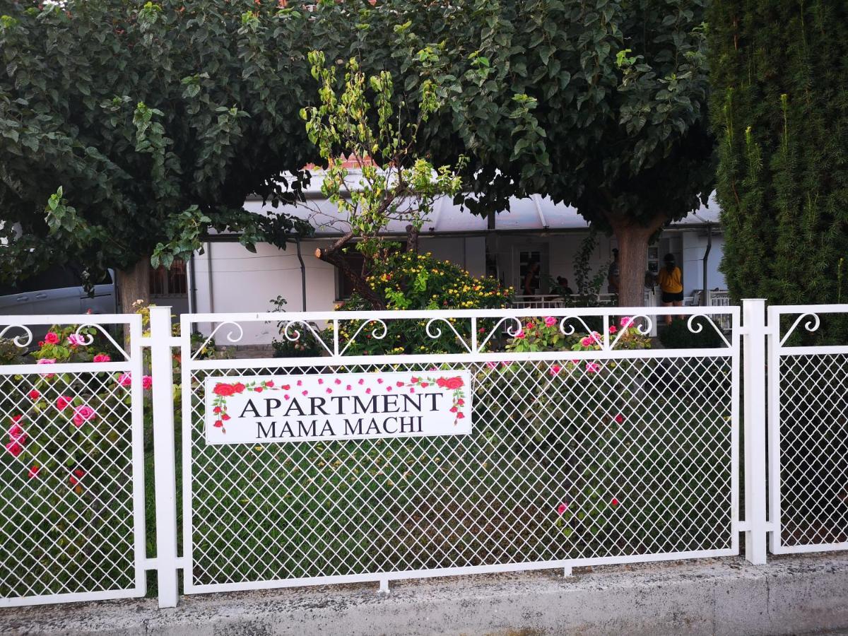 Apartment Korinos Mama Machi Екстер'єр фото